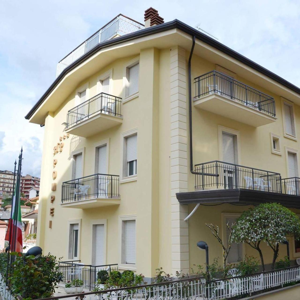 Hotel Pompei Fiuggi Dış mekan fotoğraf