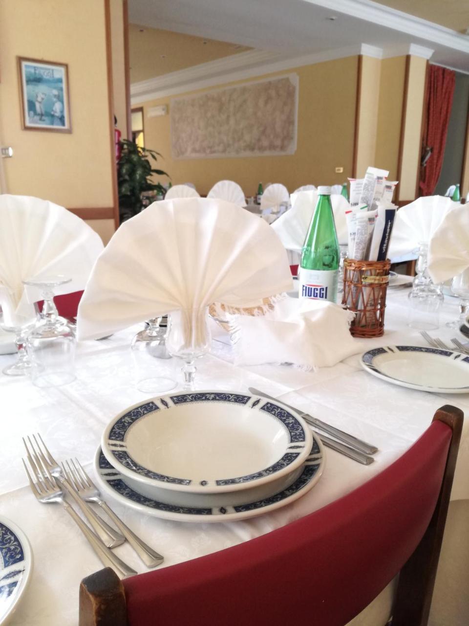 Hotel Pompei Fiuggi Dış mekan fotoğraf