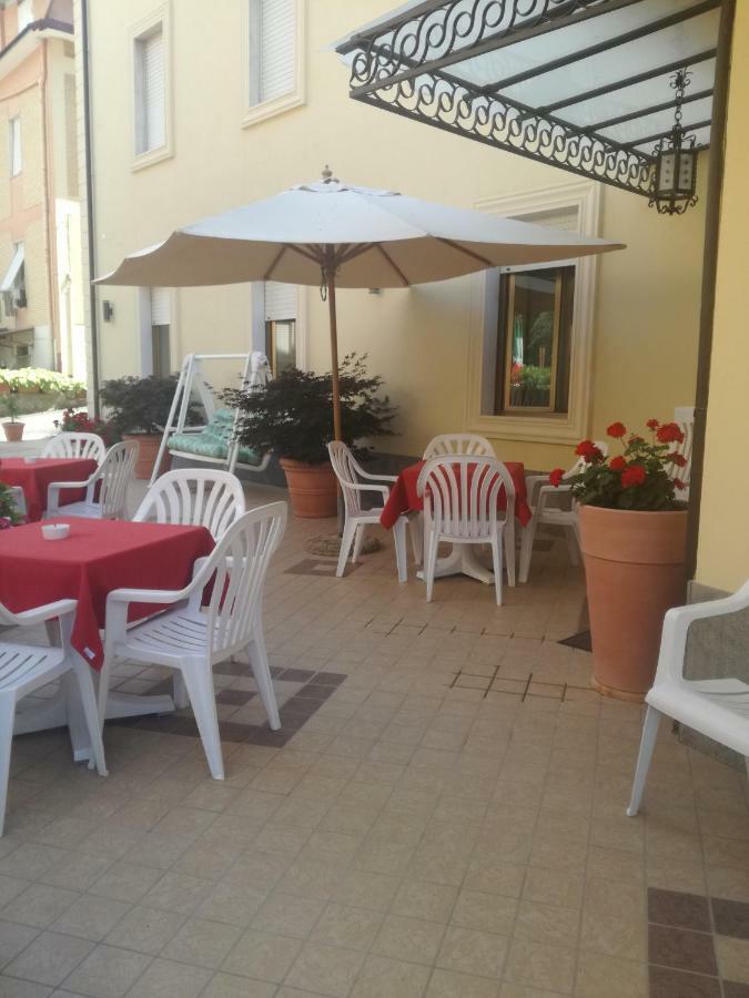 Hotel Pompei Fiuggi Dış mekan fotoğraf